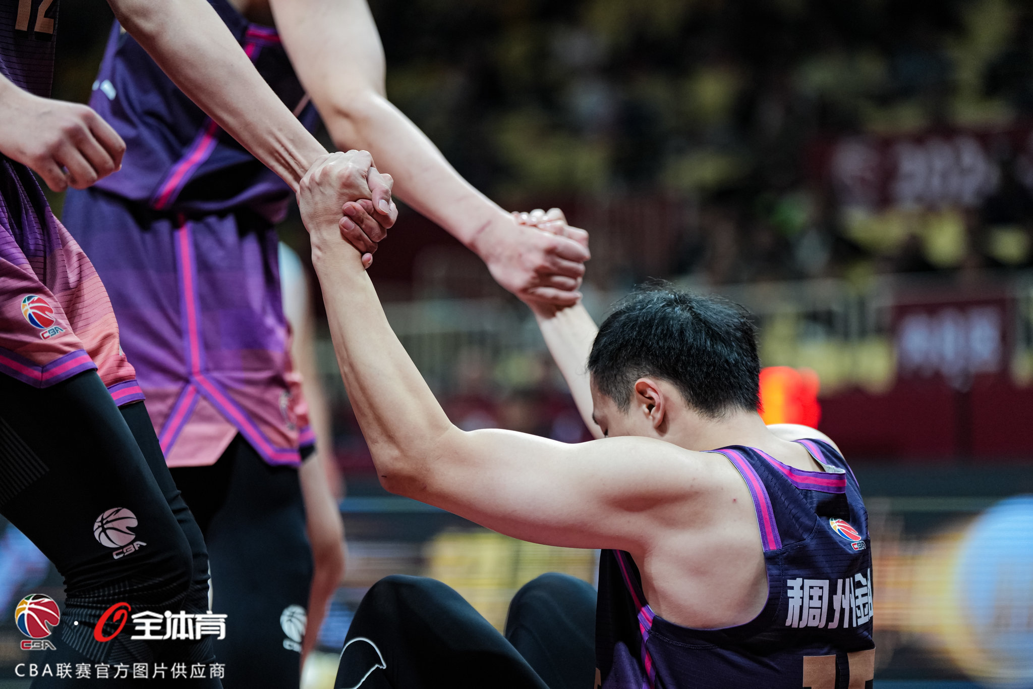 开云首页体验-NBA总决赛冲刺阶段再迎强敌，浙江队伤情更新，主帅态度：媒体盛赞，更衣室氛围转暖的简单介绍