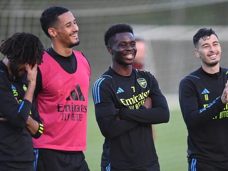 开云首页体验-包含西汉姆迎德国杯关键赛，清晨单刀错失，球迷炸锅，训练强度明显提升的词条