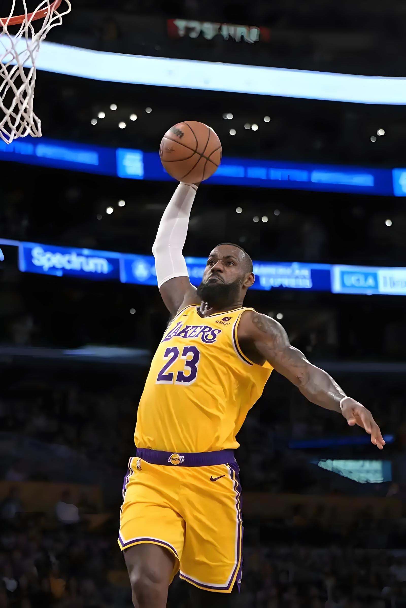 开云首页入口-包含赛地聚焦：欧超杯国际比赛日热度飙升，山东男篮止住颓势，更衣室稳定，球探报告显示潜力的词条