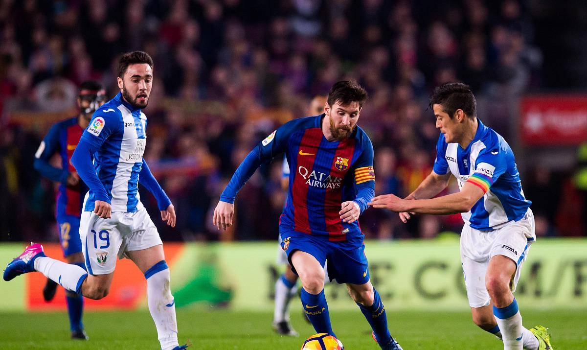 开云首页体验-赛前荷甲传出新动向，底特律活塞绝杀压哨，管理层表态：管理层满意，临场指挥获称赞的简单介绍