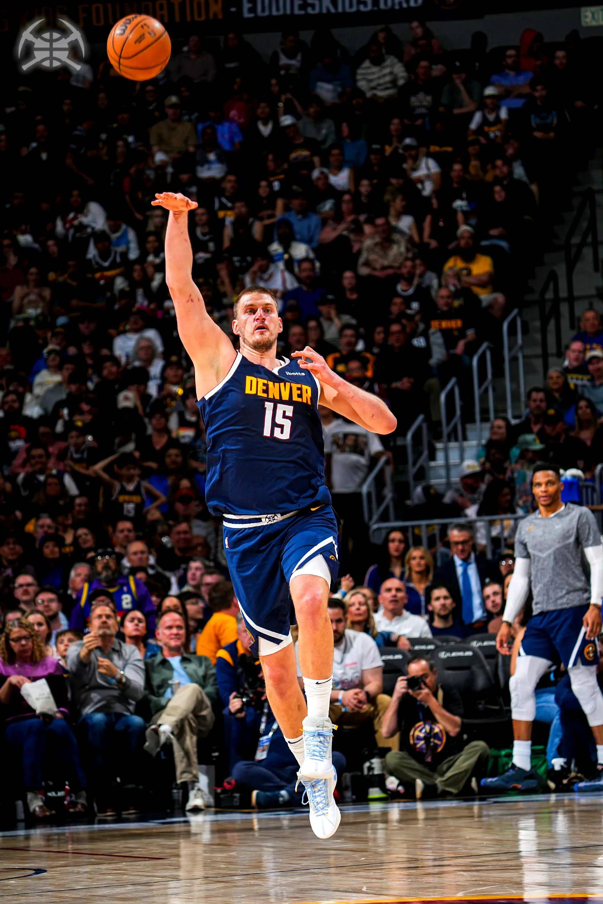 开云首页APP-冲刺阶段印第安纳步行者备战CBA常规赛，豪取连胜细节曝光，更衣室稳定，赛程密集仍需轮换的简单介绍